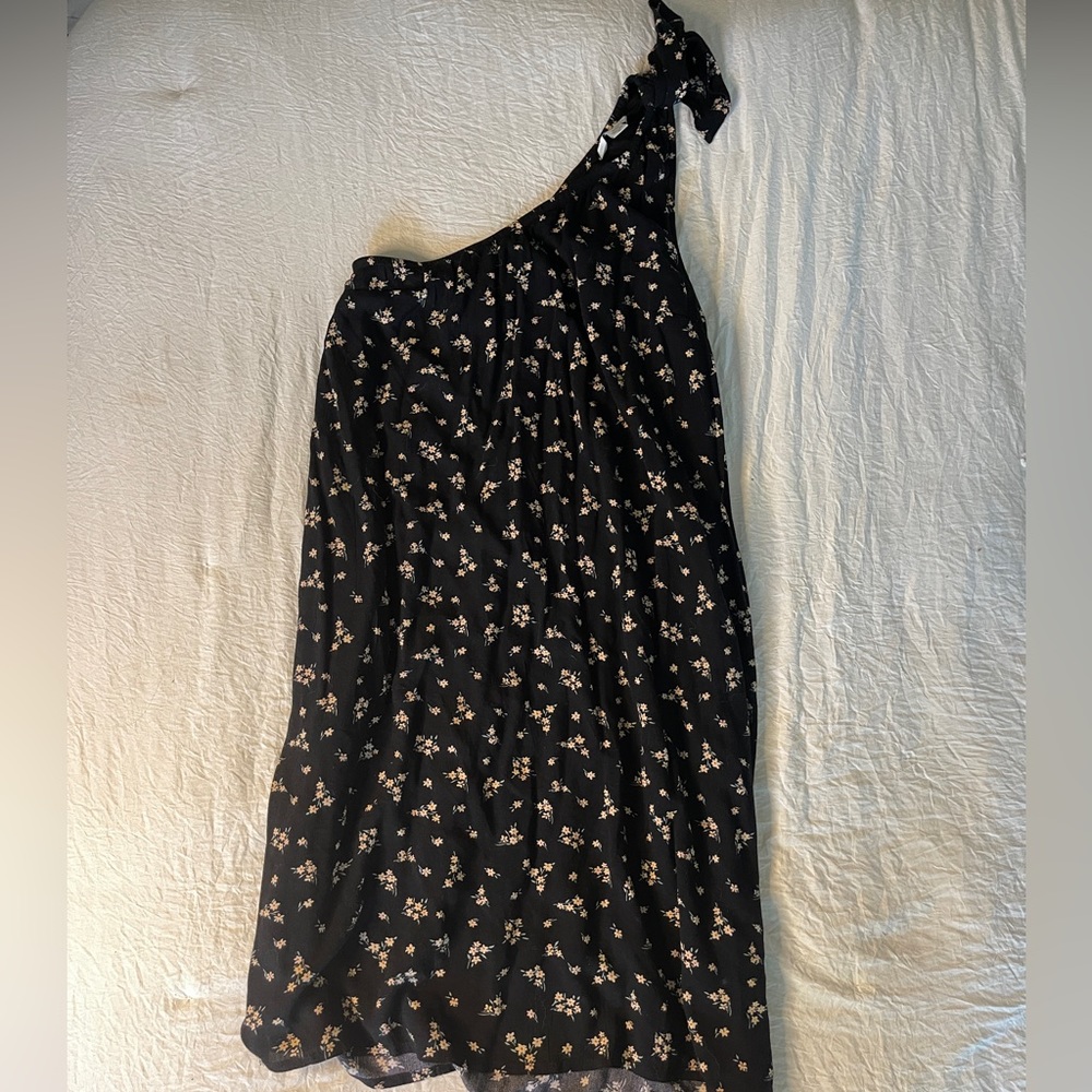 Floral One Shoulder Tie Knot AE Mini Dress Medium